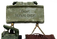 ชาวบ้าน จ.สระบุรี ขุดบ่อปลาหลังบ้าน พบระเบิด เคโม 700