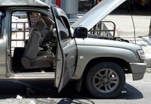 พบรถถูกปล้นซุกระเบิดแสวงเครื่อง กลางเมืองยะลา