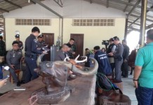 ทหาร-ตำรวจ ตรวจค้นกลุ่มอิทธิพล อุทัยธานี