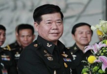 ผบ.ทบ.ไปเชียงราย ติดตามงานสกัดกั้นยาเสพติด