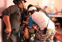 ตำรวจ เมืองตราด จับนักโทษหนีขึ้นศาล