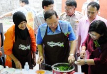 ผช.รมต.เกษตรลงพื้นที่ จ.สงขลา ดูงานส่งเสริมการพัฒนาสินค้าคุณภาพ และเกษตรอินทรีย์