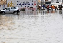 พายุฝนตกกระหน่ำซาอุดิอาระเบีย อย่างไม่เคยมีมาก่อน (มีคลิป)