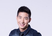 “โตโน่” เยื่ยมแฟนคลับป่วยมะเร็ง สักชื่อแฟนคลับเป็นกำลังใจ