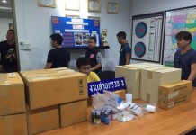 จับร้านยาย่าน”รัชดาฯ36″ขายยาส่วนผสมเสพย์ติด อ้างไม่รู้แค่มีหน้าที่ขาย