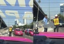 เด้งตำรวจจราจรวิภาวดีใช้”แท็กซี่”ซื้อน้ำ แต่..”รอง ผกก.”วอนอย่าเพิ่งมองลูกน้องทำผิด รอตามตัวโชเฟอร์มาสอบก่อน ค่อยสรุป